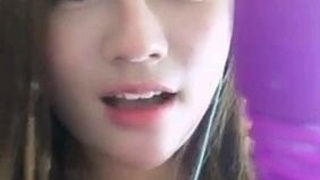 微博網紅把那某粗大的玩具也給ㄊ督進去!插得白漿啪嗒啪嗒流!