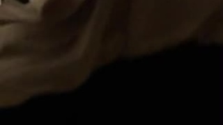 南韓地鐵尾隨抄底偷拍美腿短裙～26