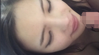 [那女神太美我不敢看!!]網路火紅名校女神的汙點，性愛影片流出!!!