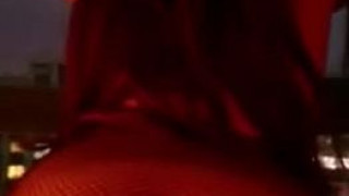 窗边美臀女友的服务