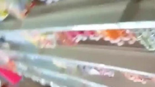 Glad to have his girlfriend upskirt,I have been imagine her repeatedly,really enjoy her so much