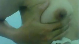 Scandal facebook - Clip em gái tự sướng gửi cho chồng - vn 2