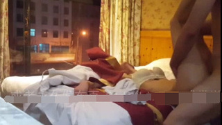 窗簾不拉就是故意做愛給外面看