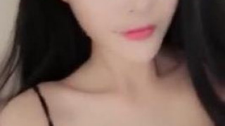 行走的春药
夫妻交友 骚逼投稿 NSFW