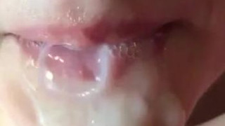 行走的春药
夫妻交友 骚逼投稿 NSFW