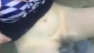 強國女用溫泉魚啜自己鮑魚死皮