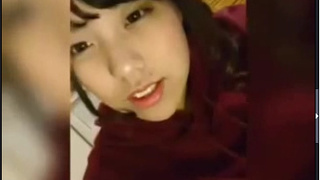 日本正妹女高中生閒閒沒事自拍起來 才這年紀就被人用過