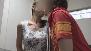 【個人撮影】亜矢子39歳、レンタル奥様　旦那から貸し出された気品あふれる奥様へ紡がれる他人棒の若種 FC2-PPV 702900