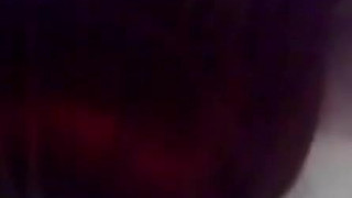 [露臉自拍]大奶房仲人妻勾引男同事～穿上圍裙幫咬，無套性愛（有影）