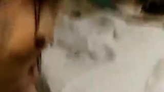 IQ題： 星期日邊度最多印尼妹？ 答案梗係印尼啦。? 但如果你話星期日邊度最易搵印尼妹屌 ？我話答案就係香港啦???