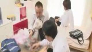 佐藤みき 美巨乳すっきりボディ美しい熟女金玉汁大量射精　