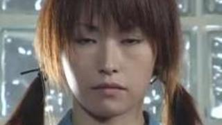 ジュンナダセクシーなアジアンティーンピンクがオナニーのオマンコを暴露