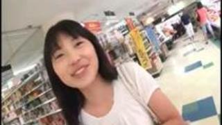 18歳なりたて素人娘