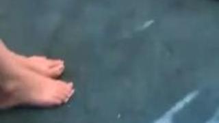 キャンパスルール - スピンボトルキャンパス乱交ウィット...