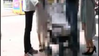 【巨乳おっぱい動画】-ご主人ミッション失格です・・-目の前でフぇらをされるご主人にため息。久々の他人の男根挿入にイキまくっちまう！