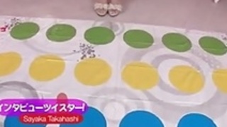 ブルネットの十代、高橋さやか、驚くべきPOVシーン