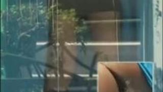 （ハーレム乱交）ヤリマンビッチな巨乳ギャル女子大生が女性服店でマネキンに扮してコンドームなし生ハメ挿入ＳＥＸハメ撮り