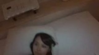 パイパン 美女 無毛 生ハメ 愛液