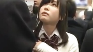 jeunes japonaises soumisesペロテス列車の列車