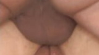 ブルネットの森田くるみと完全なxxx POVポルノ