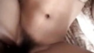 斎藤アキは大きなディックを扱う際の優れたスキルを知っています