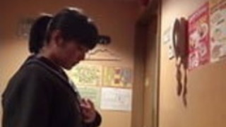 日本の十代のマスターバート