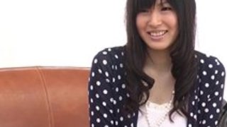 かわいい無実日本のティーンオーガズム痙攣