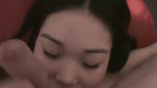 タイニーアジアcuttie彼女のぬれた猫を耕さ取得