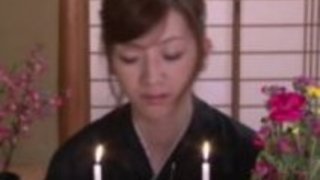 カノン花井はラフな方法で2コックをむさぼり食います