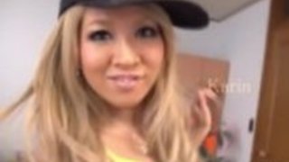 アジアのギャル把持フェラと手の仕事