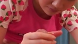 非常にかわいいと魅力的なアジアのティーン犯さ犬のスタイル