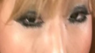 後ろから撮影したオリエンタル取得