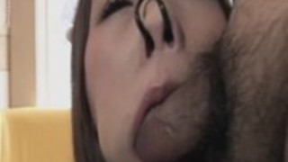 巨根を喜ばせるために奴隷​​日本人ウェイトレスキューティーメイド