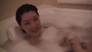 【無修正】仕事の電話をしながらセックスする痴女 他