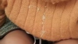 三人組でディックしゃぶりのスキルを示したセクシーなブロンドのJAPの女