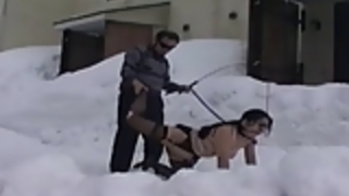 緊縛スノープレイ