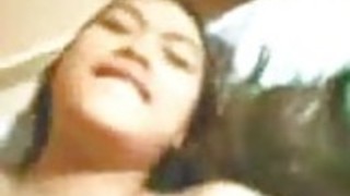 マレー語 - 彼女はそれが好き