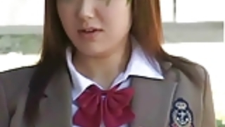 ベンチでカップルの日の性交デート