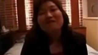 かわいい日本人のBBW吸血鬼とファック（無修正）