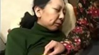 自然の怪物119日本のおばあちゃんのパンティー