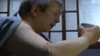 【ヘンリー塚本不倫】五十路の人妻熟女の、ヘンリー塚本、黒木小夜子の不倫フェラプレイ動画！