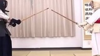 （Hanoid.com）小川麻美ドールペットプライドはHanoid.com.MP4の女性剣士に委ねられた