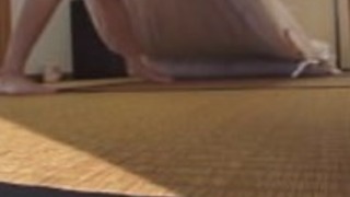 【無修正】激しい責めに喘ぐスレンダーボディの美人妻　他