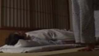 【無修正】丁寧に肉棒を貪る欲求不満妻！