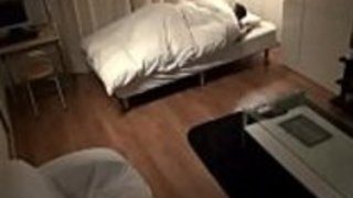 Datingsolo.com - Big Titted Japの主婦は、夫が出張中に彼女のフラットでファックされた彼女の隣人を魅了した