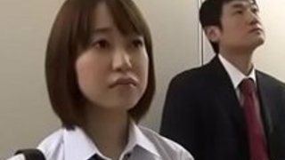 篠田悠エレベーターファック