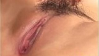 工藤初美の官能的なビデオが2人の男の子達に犯されている - もっとhotajp.comで