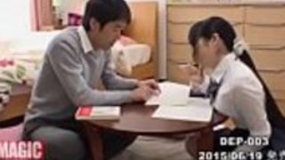 [Jap]彼女のおっぱいを与えることは、彼女は角質のサインですか？巨乳で男の子を誘惑する女の子 - フルビデオ：http：//JPorn.se/DEP-003