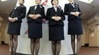 そのような完全な裸のセックスサービスを提供している日本の航空会社は誰も知りません - Pt2 On HdMilfCam.com