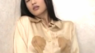 壇蜜：色っぽ過ぎる美熟女の透けた乳首がエロティシズム